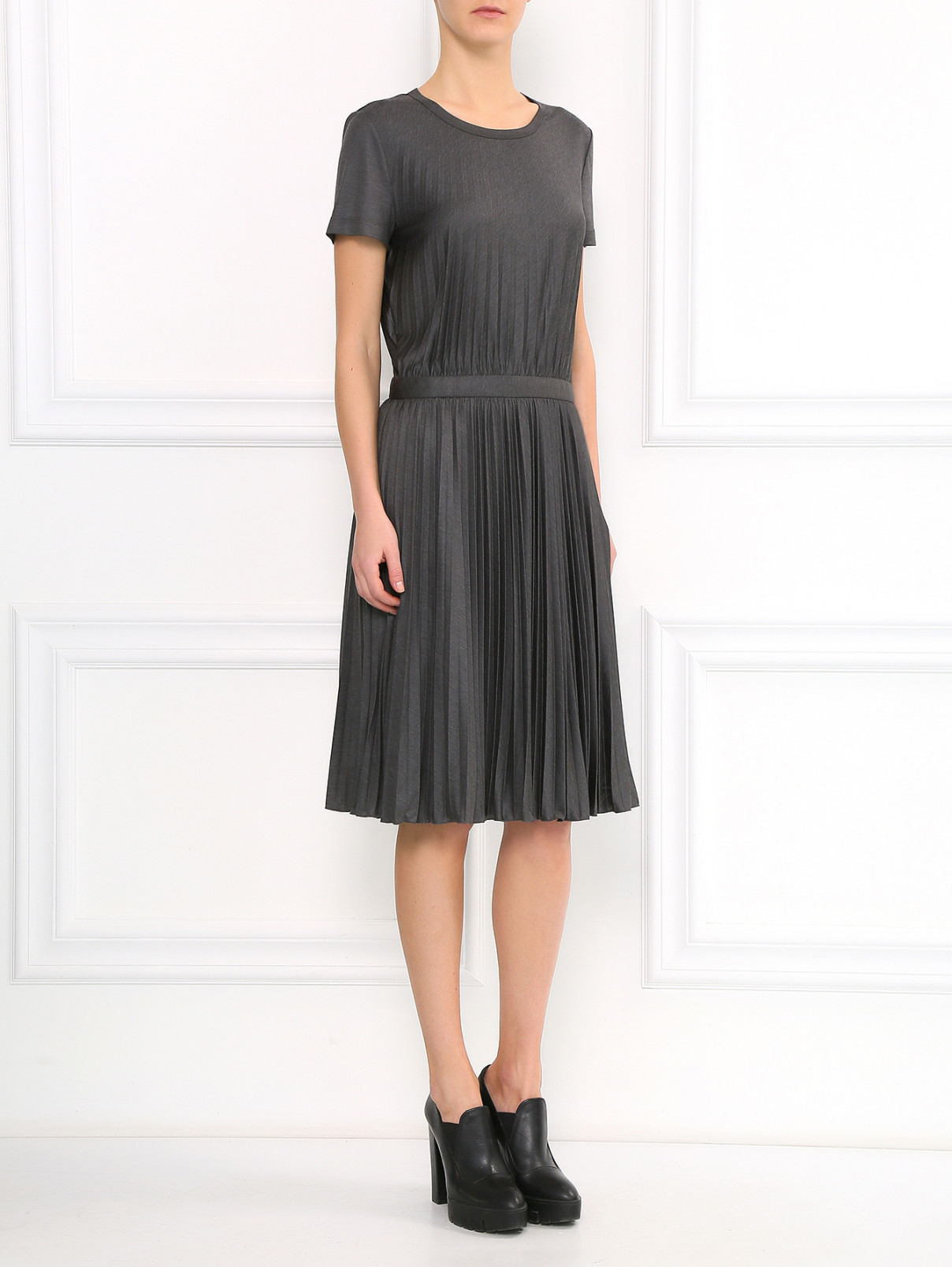 Плиссированное платье Moschino Cheap&Chic  –  Модель Общий вид  – Цвет:  Серый