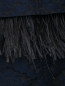 Платье-футляр с баской, декорированное перьями Michael Kors  –  Деталь