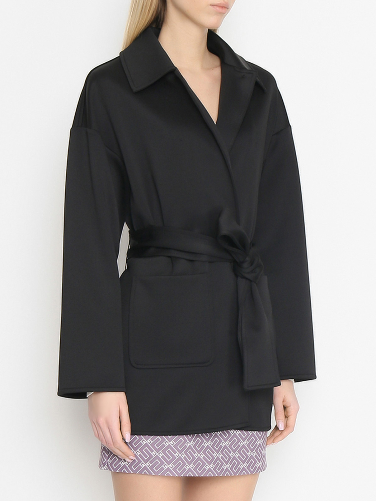 Однотонное полупальто с поясом Max Mara  –  МодельВерхНиз  – Цвет:  Черный