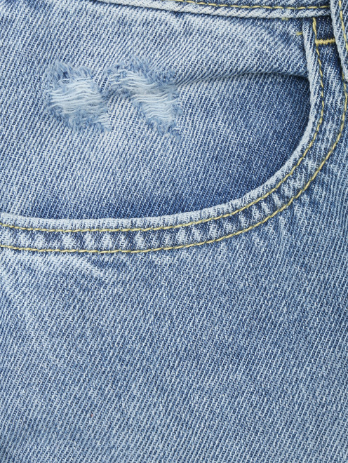 Широкие джинсы с подворотами  - Деталь2