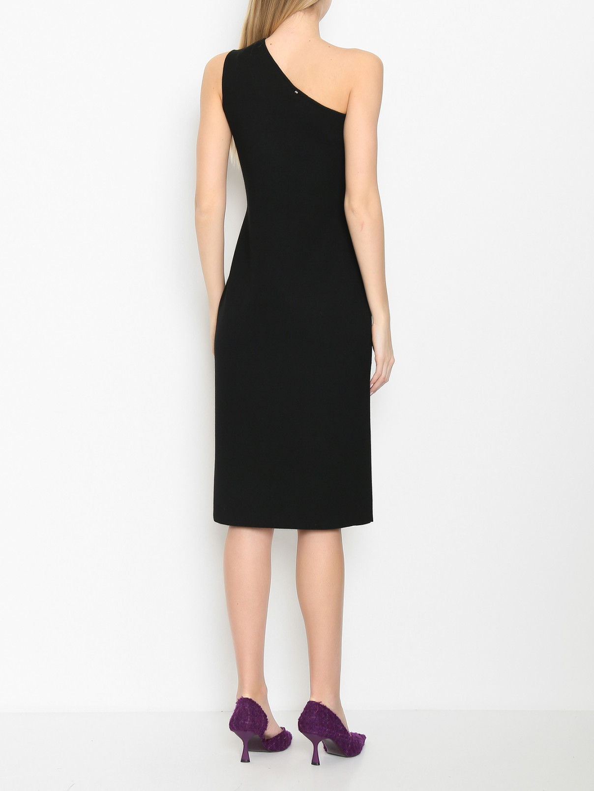 Трикотажное платье с открытым плечом Sportmax  –  МодельВерхНиз1  – Цвет:  Черный