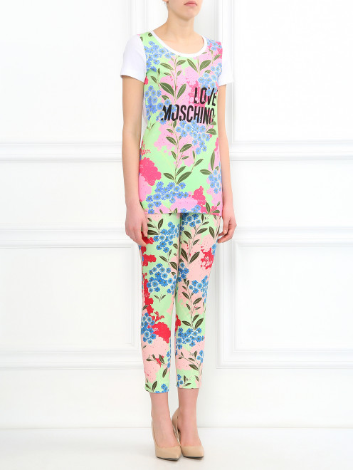 Брюки из хлопка с цветочным узором  Moschino Love - Модель Общий вид