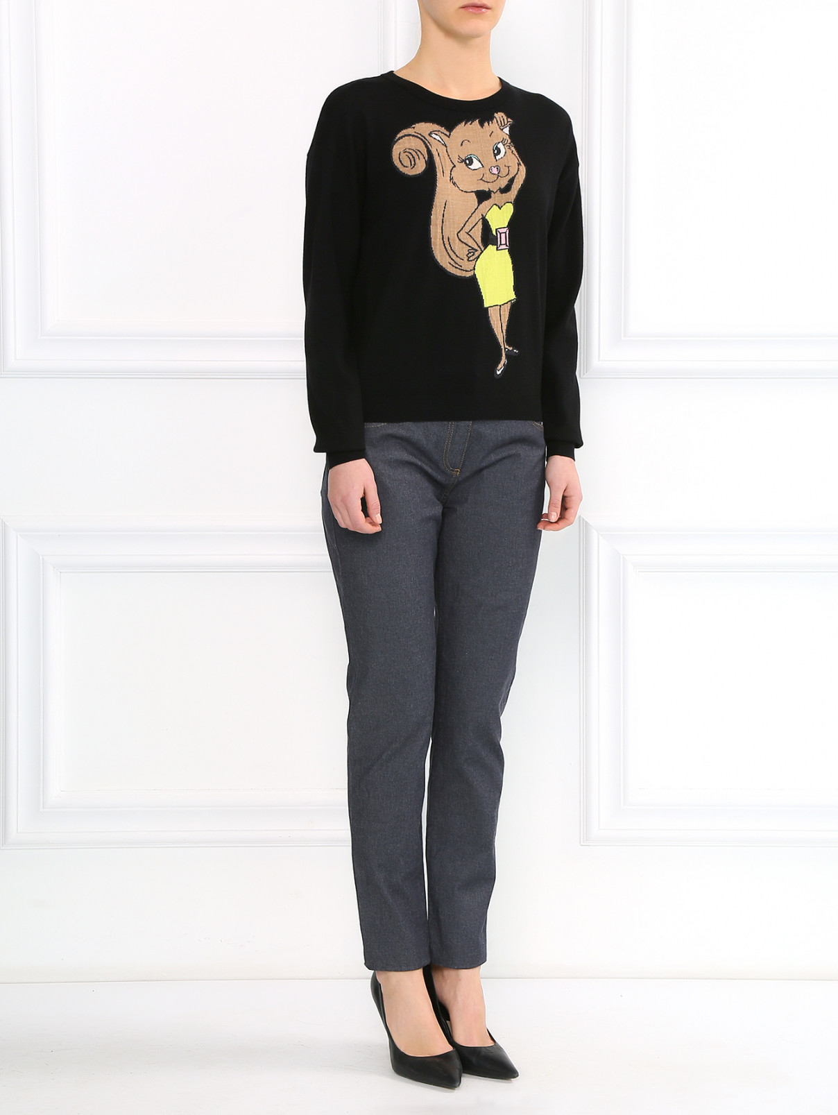 Джемпер с вышивкой Moschino Boutique  –  Модель Общий вид  – Цвет:  Черный