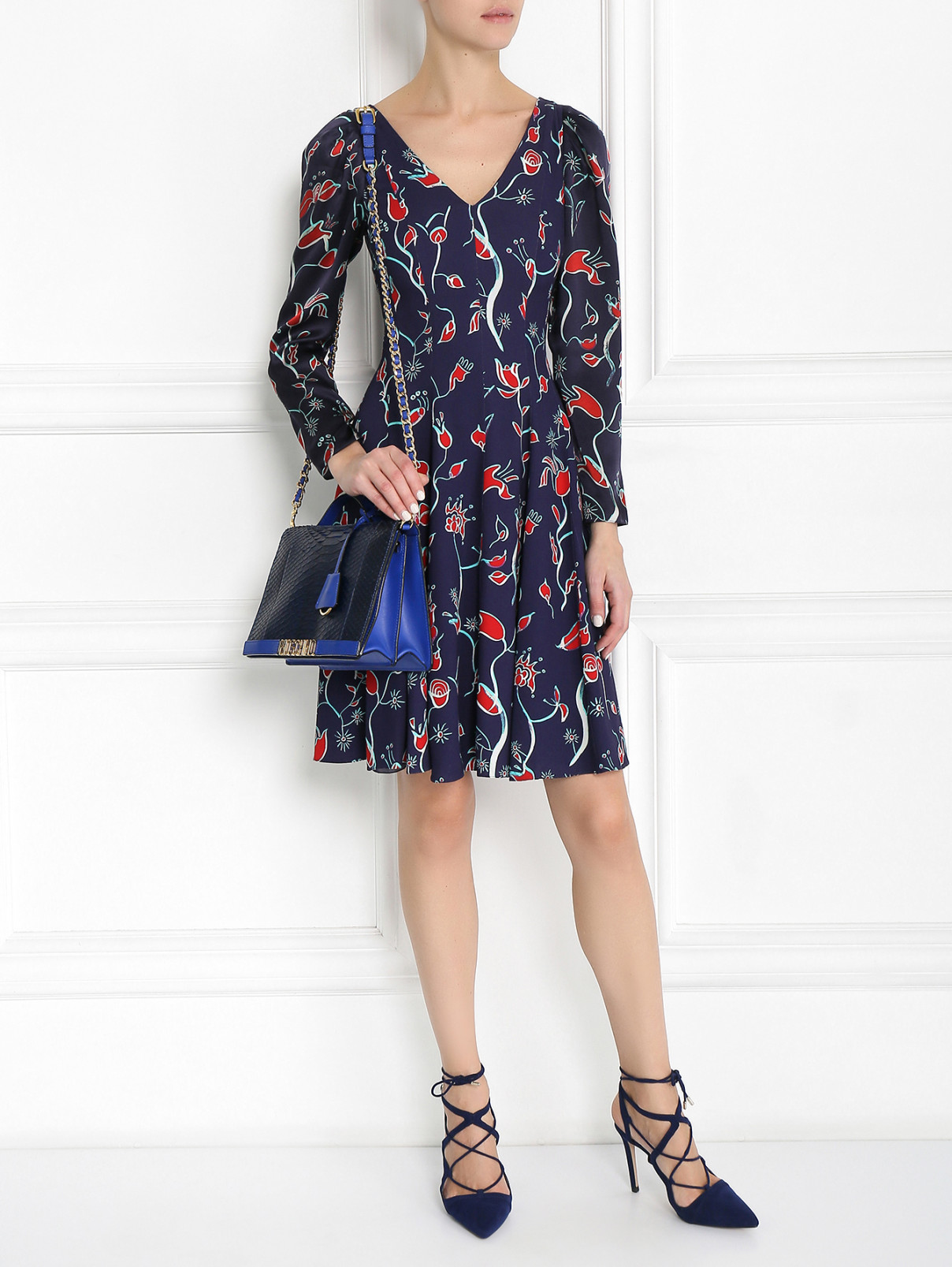 Платье расклешенного кроя с узором Emporio Armani  –  Модель Общий вид  – Цвет:  Узор