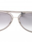 Солнцезащитные очки в оправе из металла и пластика Max Mara  –  Деталь