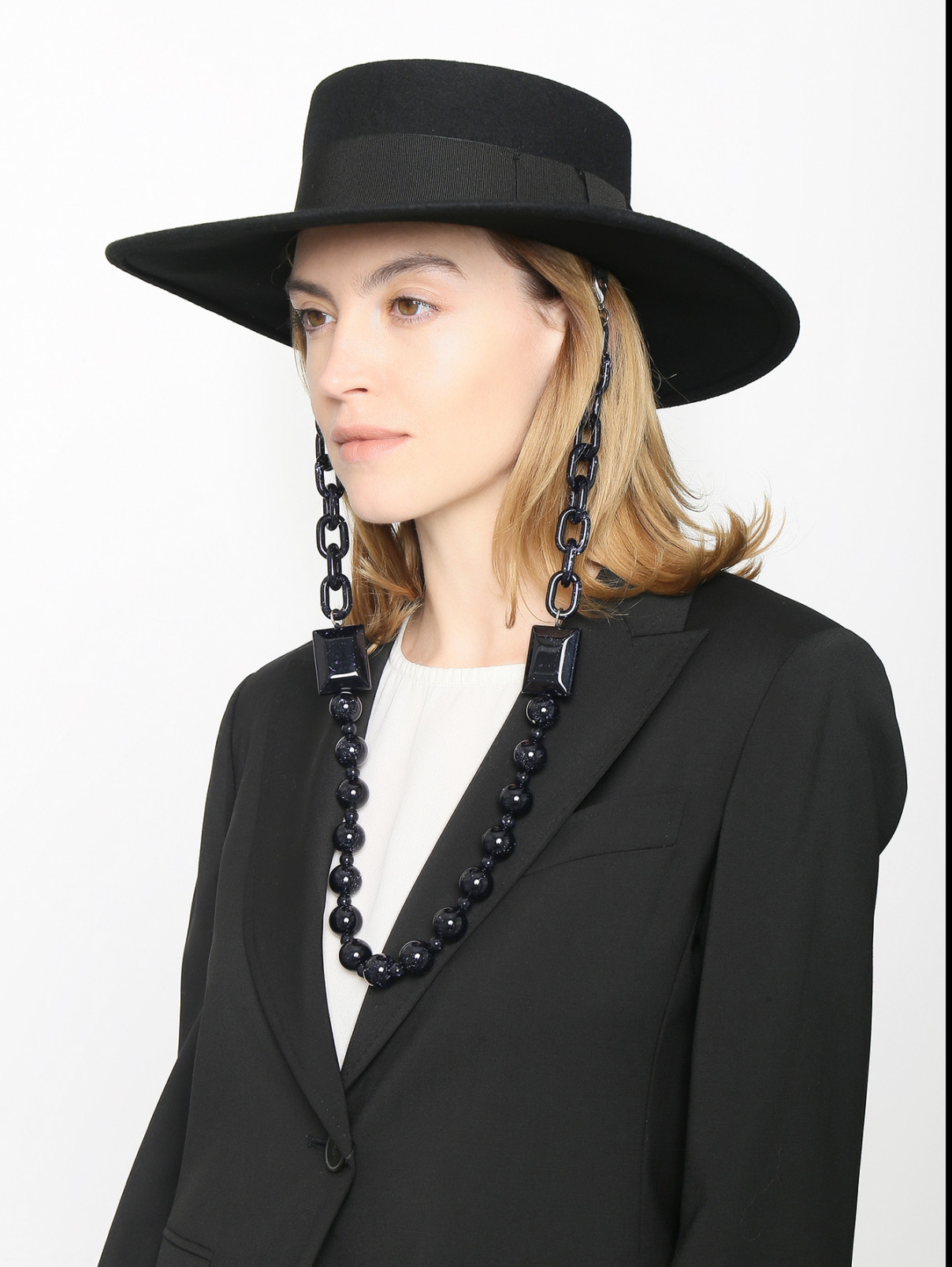 Шляпа-канотье с декором Weekend Max Mara  –  МодельОбщийВид  – Цвет:  Черный