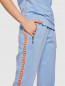 Трикотажные брюки из хлопка на резинке с декоративной отделкой BOSCO  –  Деталь