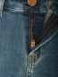 Зауженные джинсы с карманами Diesel  –  Деталь