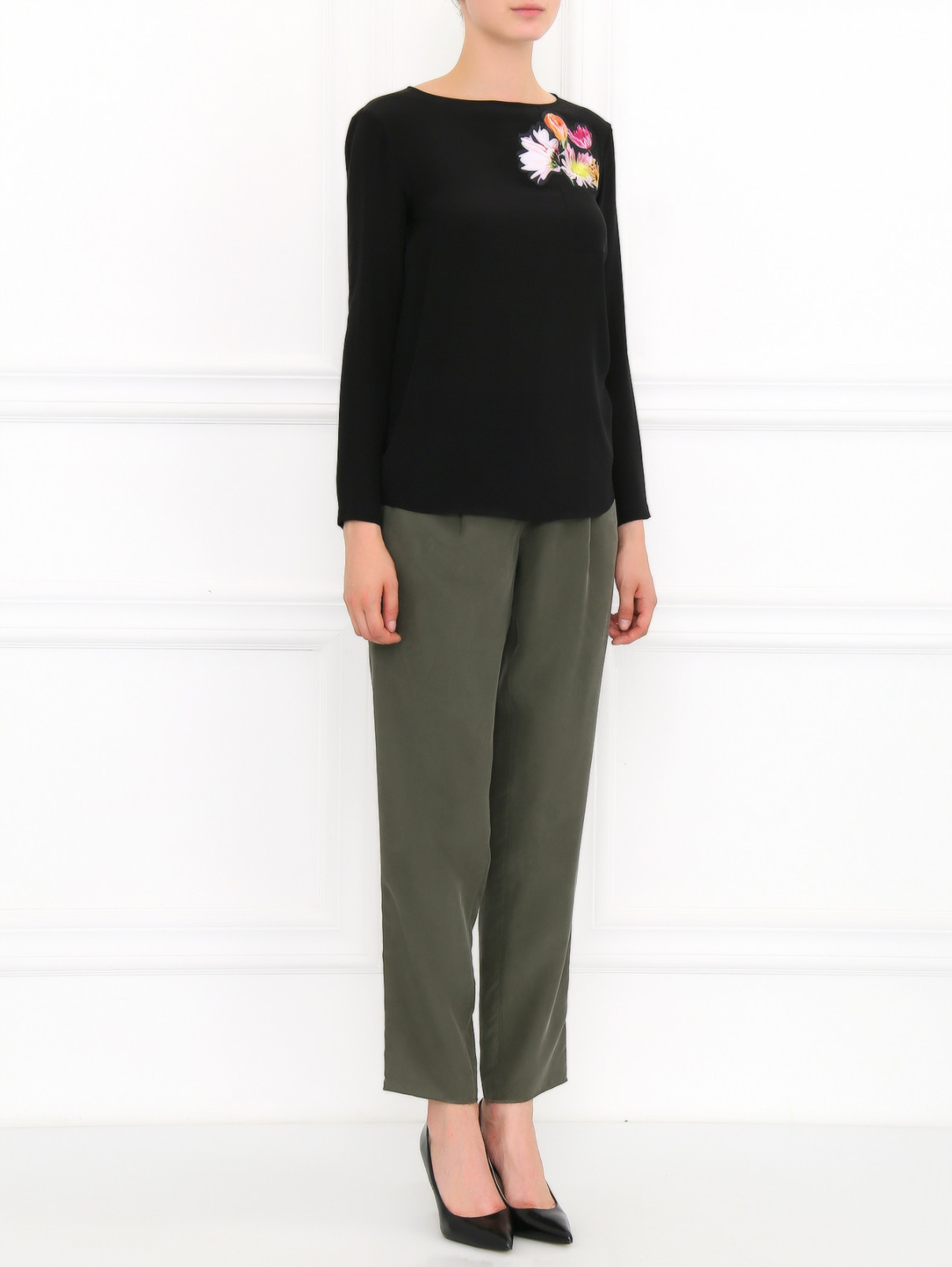 Блуза из шелка с аппликацией Moschino Cheap&Chic  –  Модель Общий вид  – Цвет:  Черный