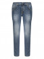 Укороченные джинсы с потертостями Ice Play  –  Общий вид