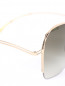 Солнцезащитные очки Viktoria Beckham  –  Деталь
