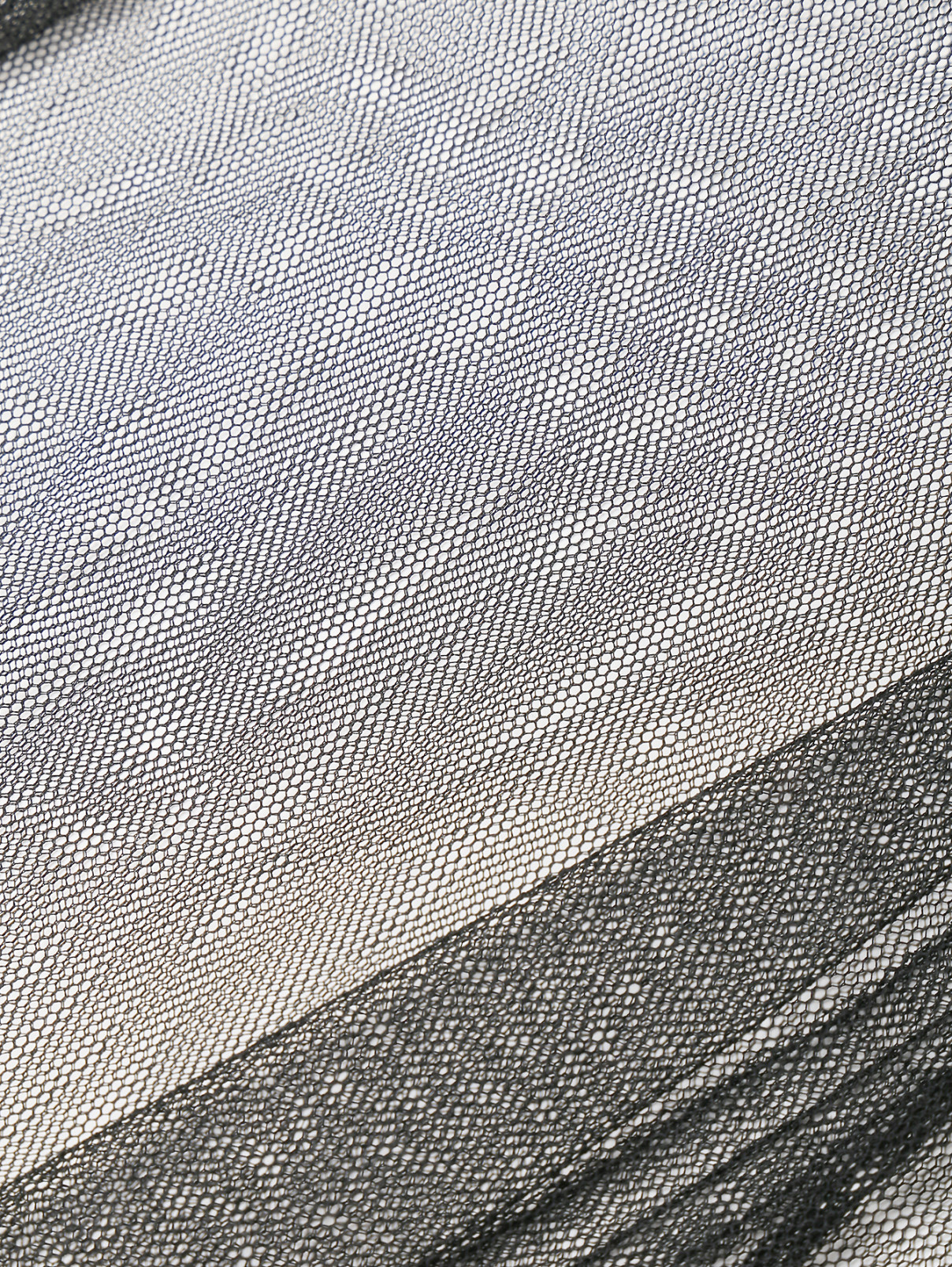 Топ из сетки с декоративной отделкой Dorothee Schumacher  –  Деталь1  – Цвет:  Черный