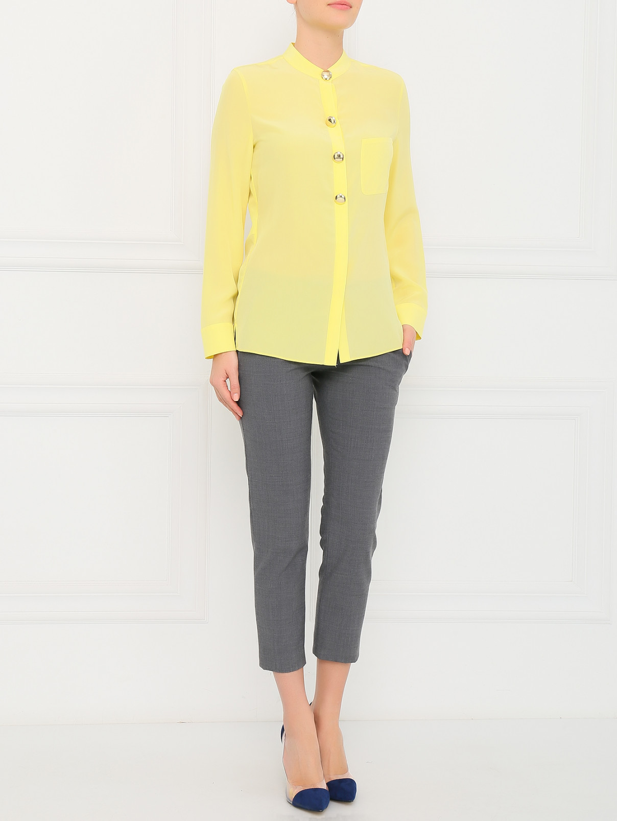 Блуза из шелка с декоративными пуговицами Emporio Armani  –  Модель Общий вид  – Цвет:  Желтый