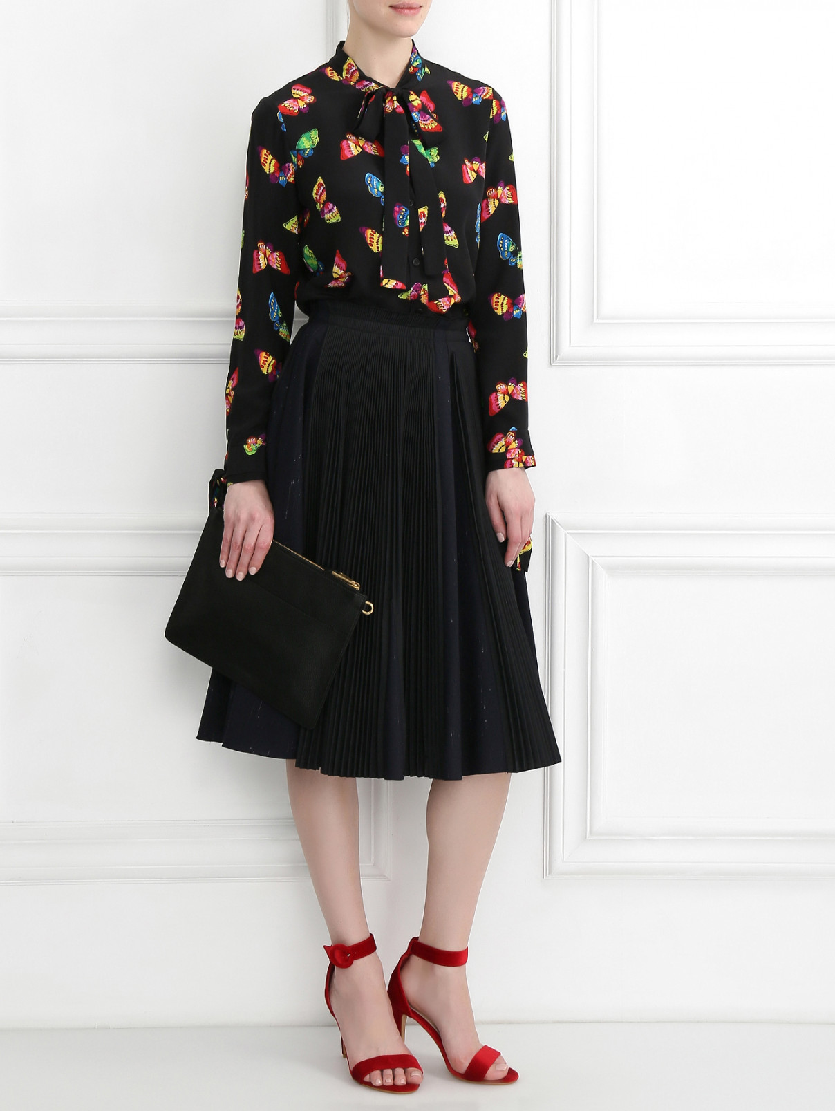 Блуза из шелка с узором Moschino Boutique  –  Модель Общий вид  – Цвет:  Черный