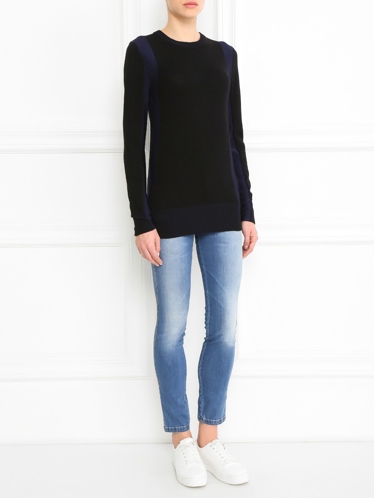 Джемпер с длинным рукавом с контрастной вставкой DKNY  –  Модель Общий вид  – Цвет:  Черный