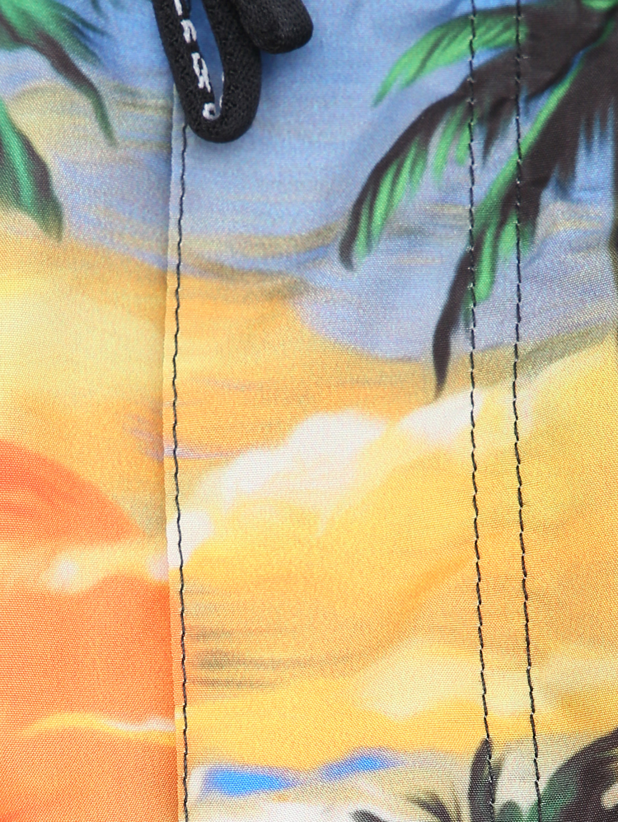 Купальные шорты с узором Dolce & Gabbana  –  Деталь1  – Цвет:  Узор
