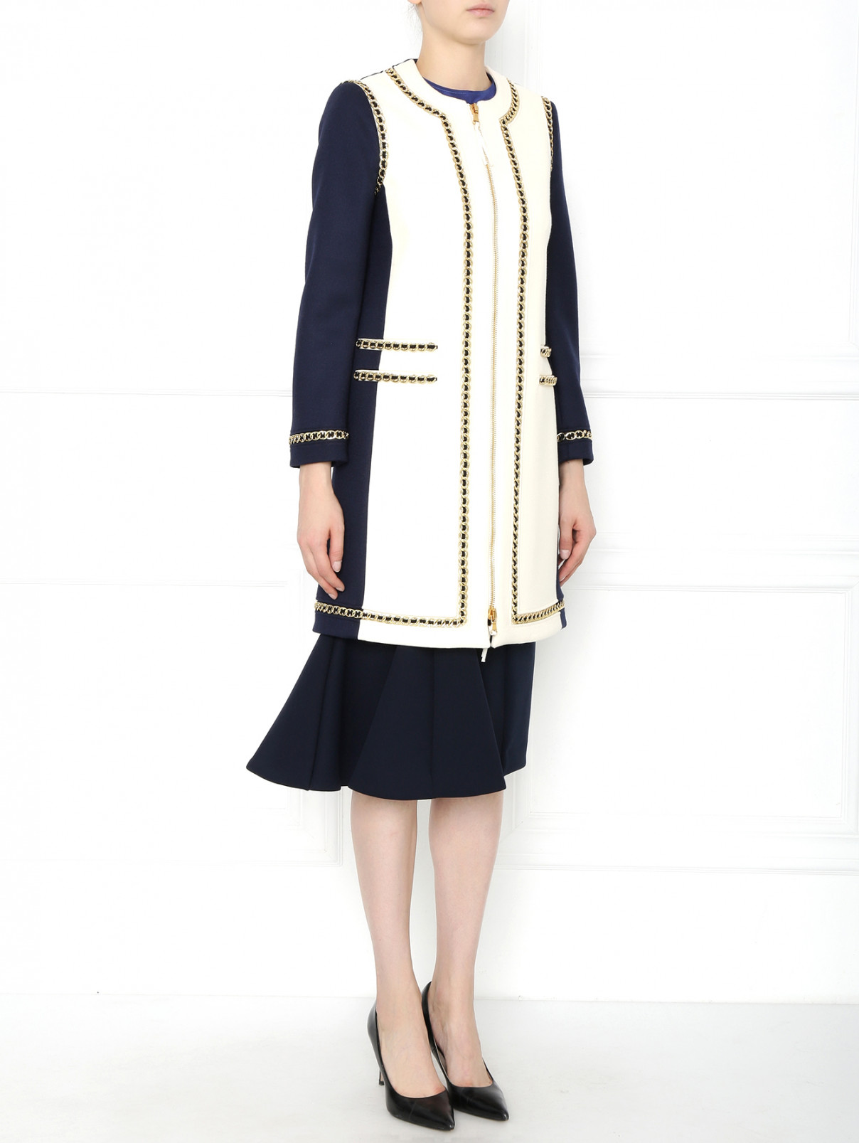 Пальто из шерсти с декоративной отделкой Moschino  –  Модель Общий вид  – Цвет:  Мультиколор