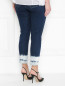 Укороченные джинсы из смешанного хлопка с узором "тай-дай" Persona by Marina Rinaldi  –  МодельВерхНиз1