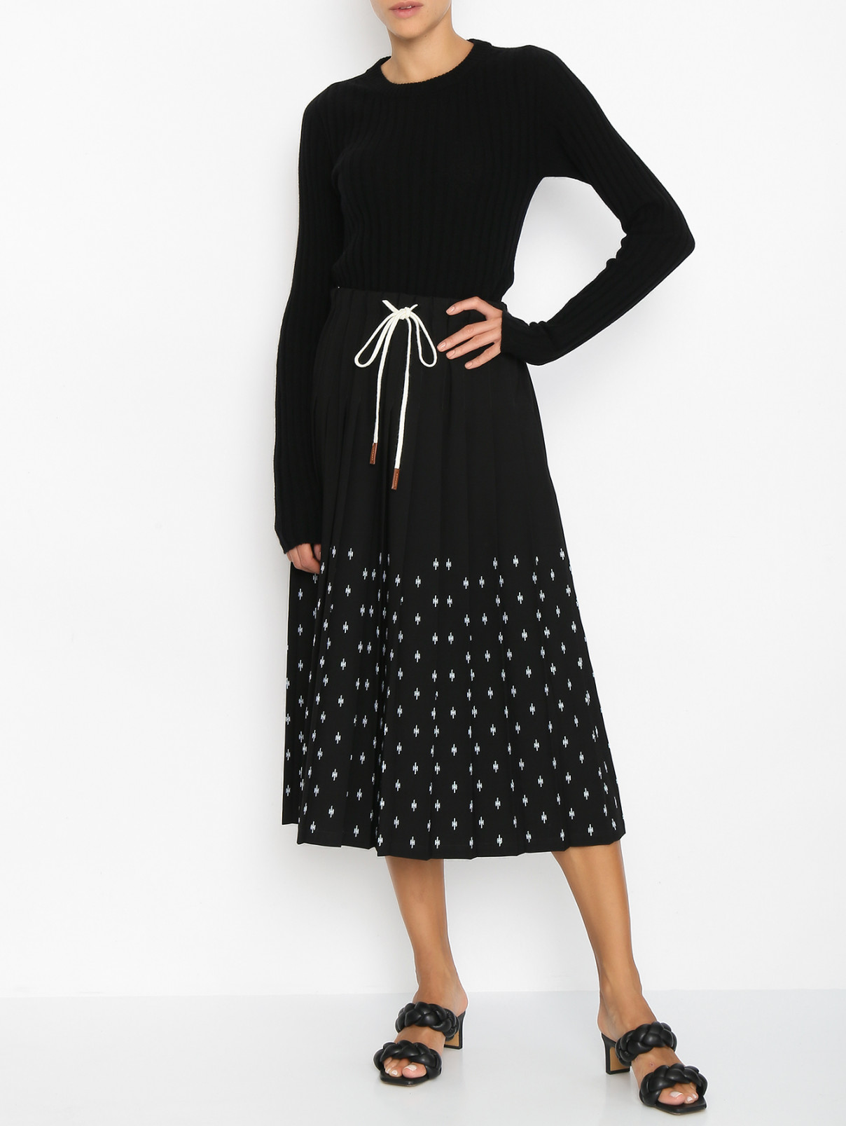 Плиссированнная юбка на резинке с вышивкой Alysi  –  МодельОбщийВид  – Цвет:  Черный