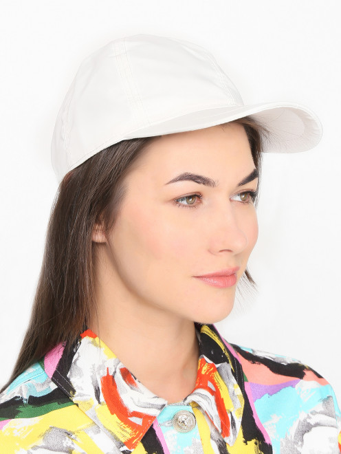 Однотонная кепка с логотипом Marina Rinaldi - МодельОбщийВид