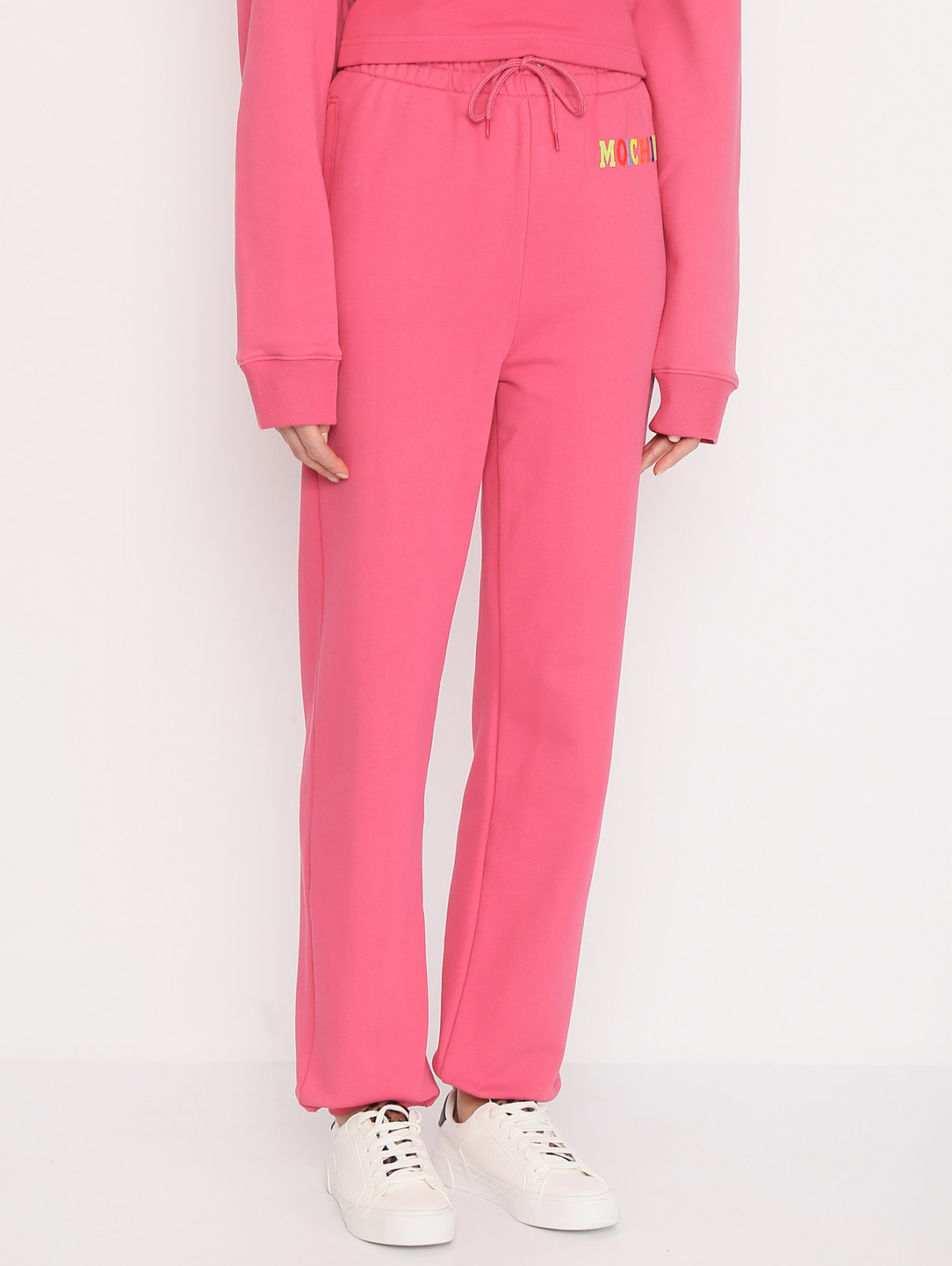 Трикотажные брюки с принтом Moschino  –  МодельВерхНиз  – Цвет:  Розовый