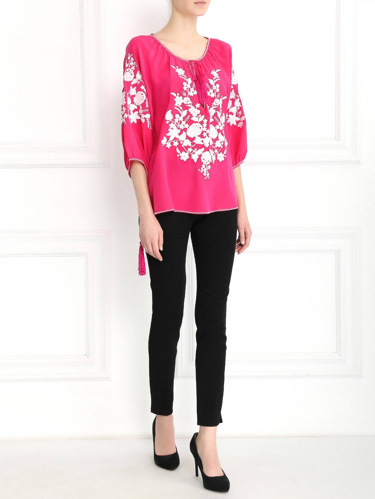 Блуза из шелка с цветочной вышивкой P.A.R.O.S.H.  –  Модель Общий вид  – Цвет:  Розовый