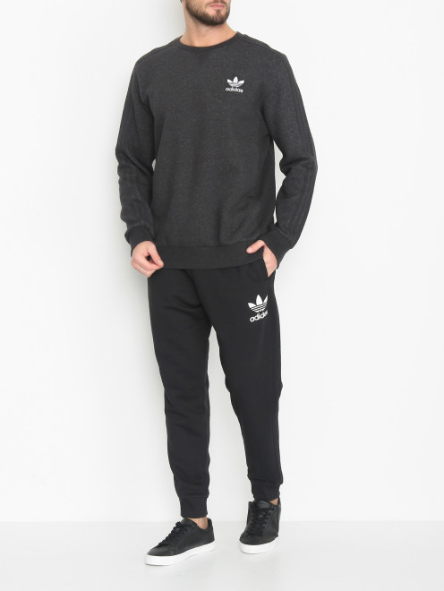 Трикотажные брюки на резинке Adidas Originals - МодельОбщийВид