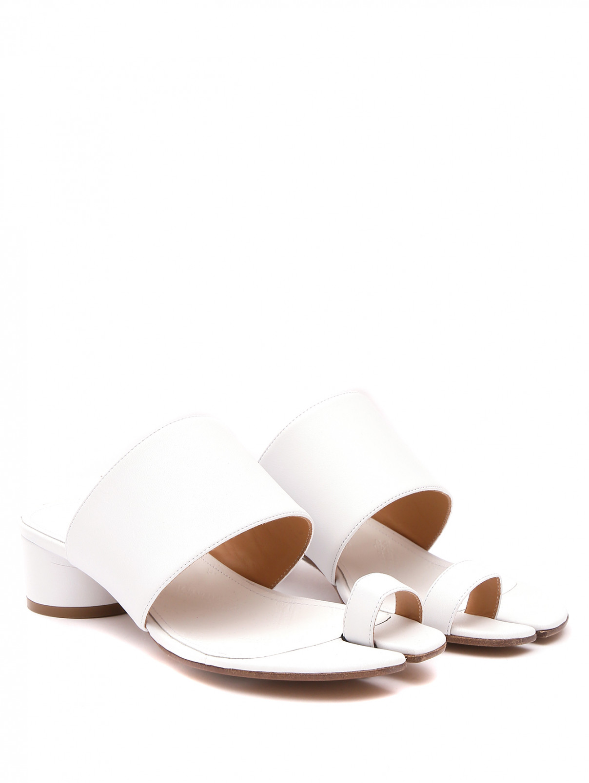 Босоножки из кожи на фигурном каблуке Maison Margiela  –  Общий вид  – Цвет:  Белый
