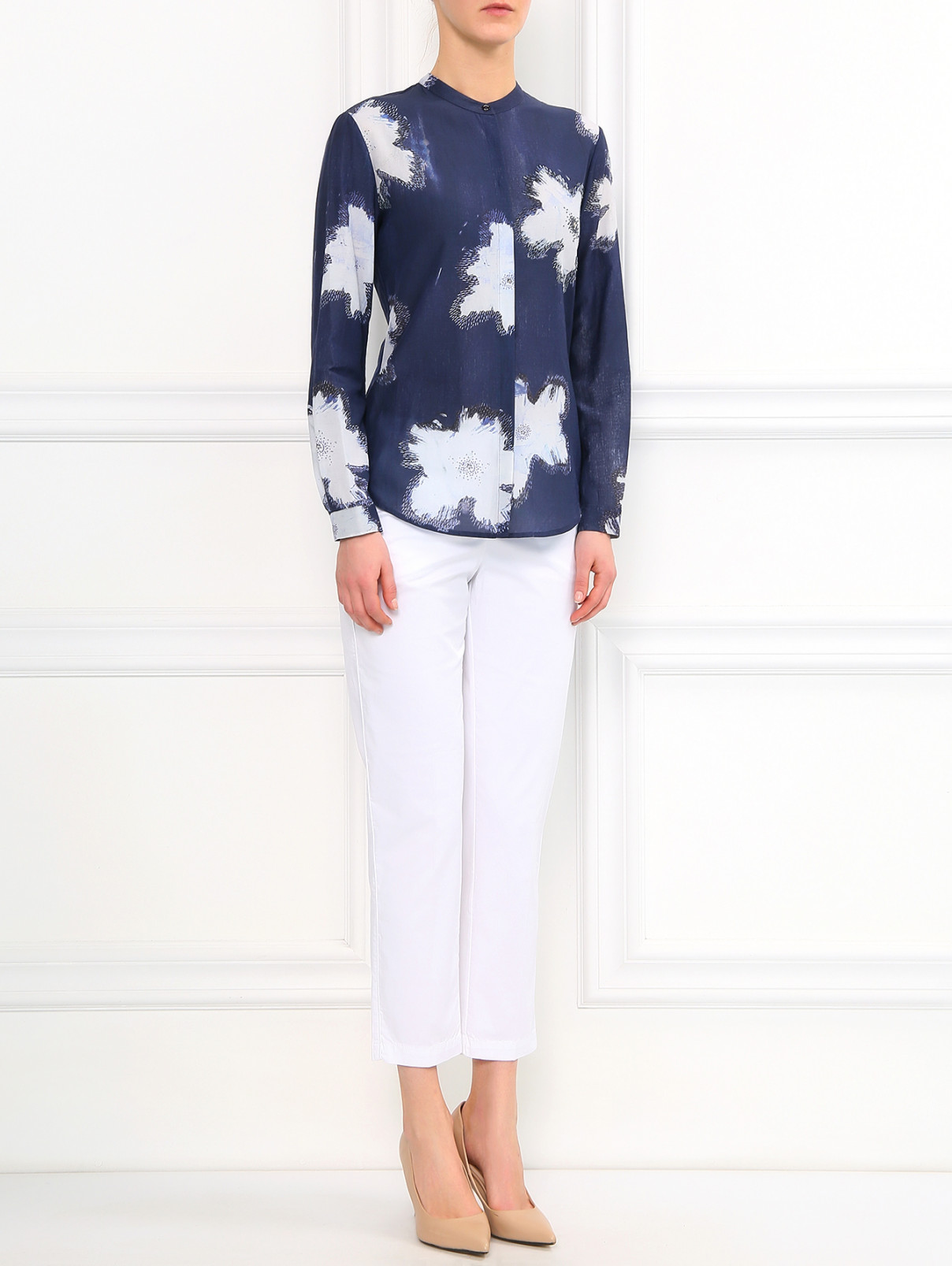 Укороченные брюки узкого кроя Emporio Armani  –  Модель Общий вид  – Цвет:  Белый