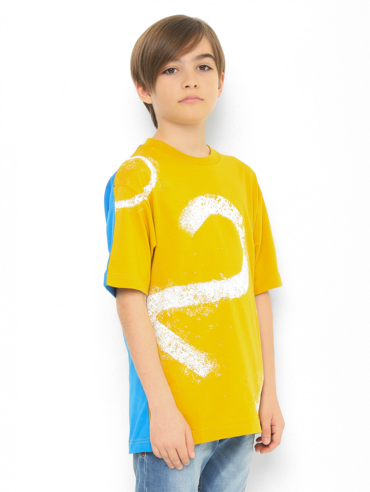 Футболка из комбинированной ткани с принтом N21  –  МодельВерхНиз  – Цвет:  Желтый
