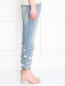 Укороченные джинсы с декоративной аппликацией Michael by Michael Kors  –  МодельВерхНиз2