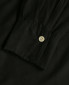 Рубашка из хлопка и шелка с нагрудным карманом и контрастными пуговицами True Tradition  –  Деталь