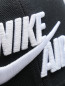 Кепка с вышивкой Nike  –  Деталь