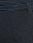 Укороченные джинсы из темного денима Maison Margiela  –  Деталь