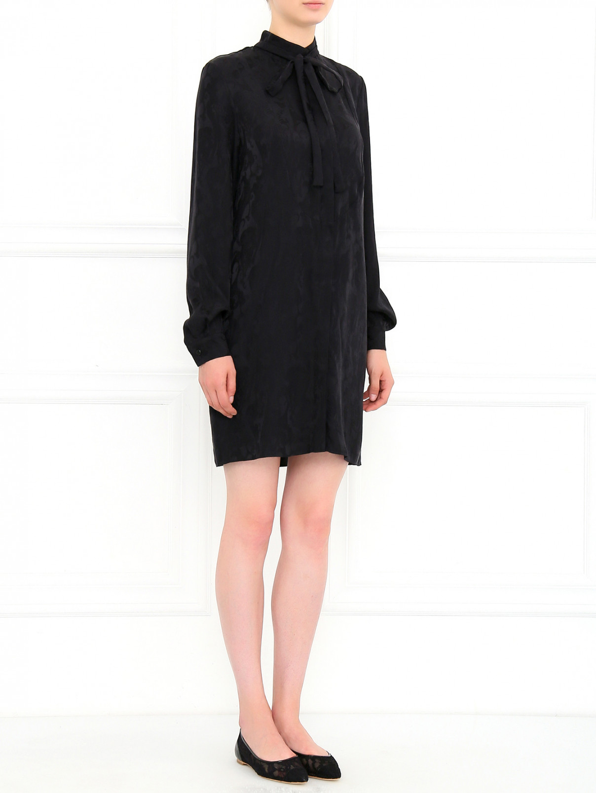 Платье из шелка свободного кроя Anne Valerie Hash  –  Модель Общий вид  – Цвет:  Черный