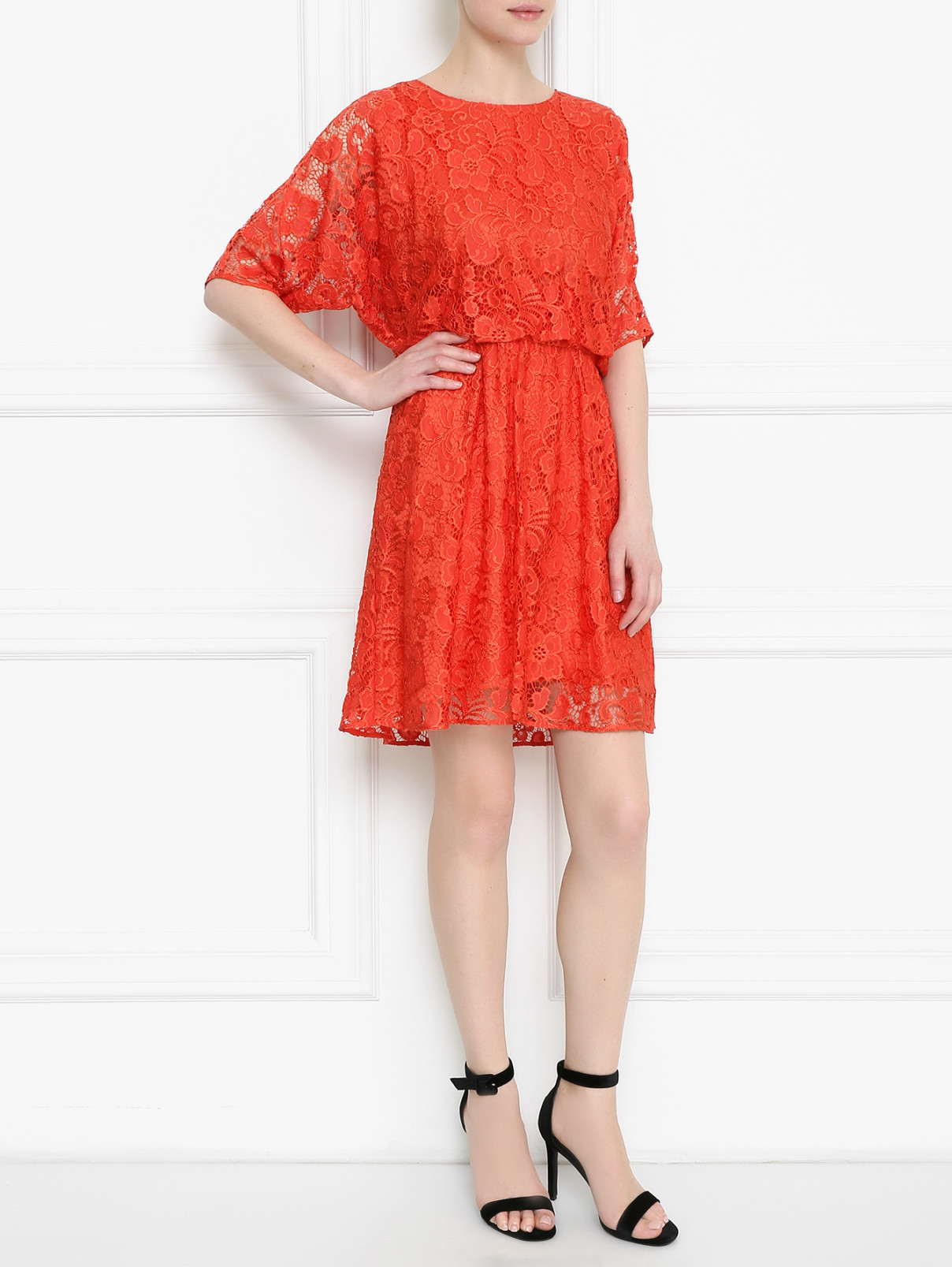 Платье-мини из кружева Moschino Cheap&Chic  –  Модель Общий вид  – Цвет:  Красный
