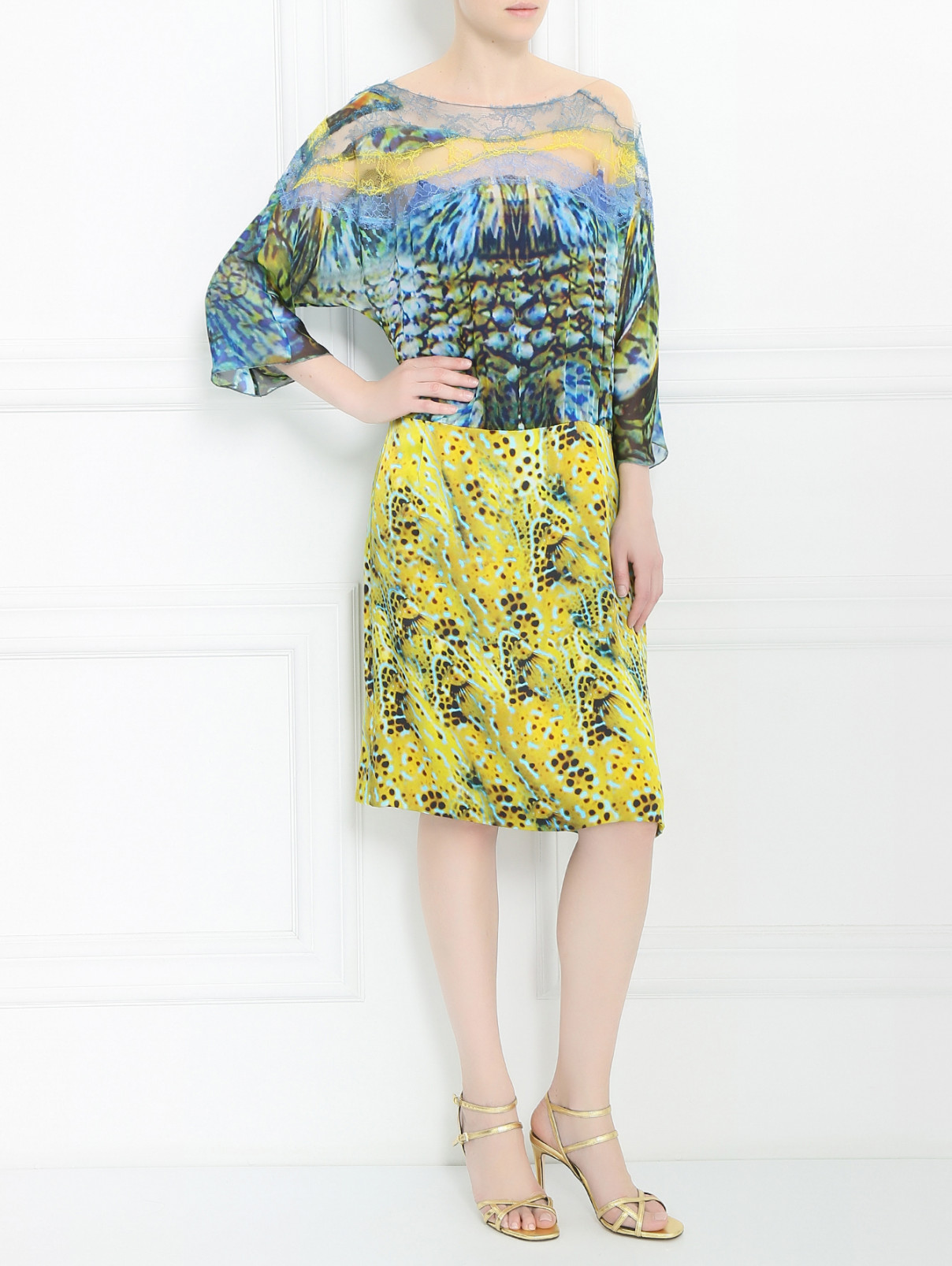 Платье свободного кроя из шелка с узором и кружевом Alberta Ferretti  –  Модель Общий вид  – Цвет:  Узор