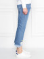 Укороченные джинсы с цветочнымм узором Sjyp  –  МодельВерхНиз2