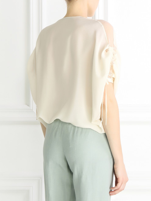 Блуза из шелка свободного кроя с контрастной вставкой - Модель Верх-Низ1