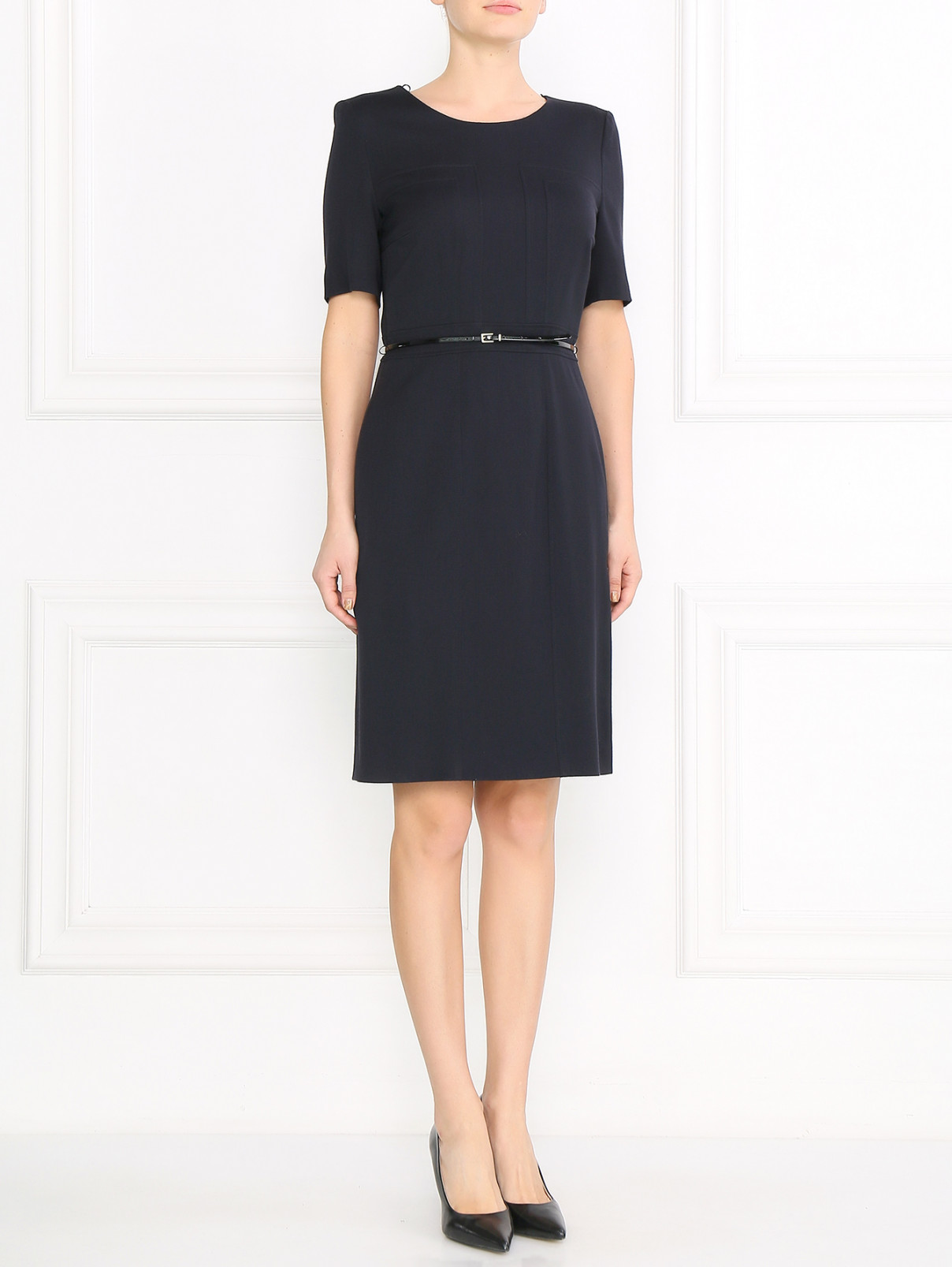 Платье из шерсти с поясом и короткими рукавами Boss  –  Модель Общий вид  – Цвет:  Черный