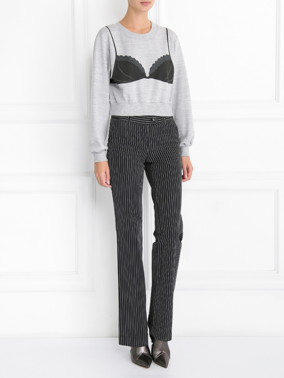 Укороченный джемпер с принтом Moschino Couture  –  Модель Общий вид  – Цвет:  Серый