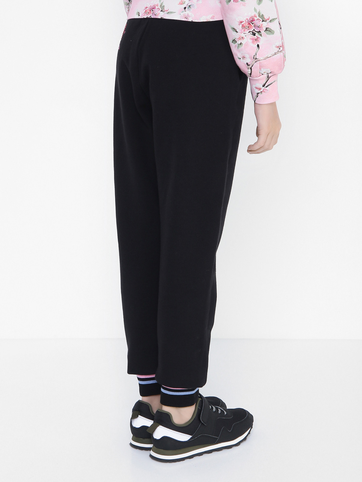 Трикотажные брюки с вышивкой MONNALISA  –  МодельВерхНиз1  – Цвет:  Черный