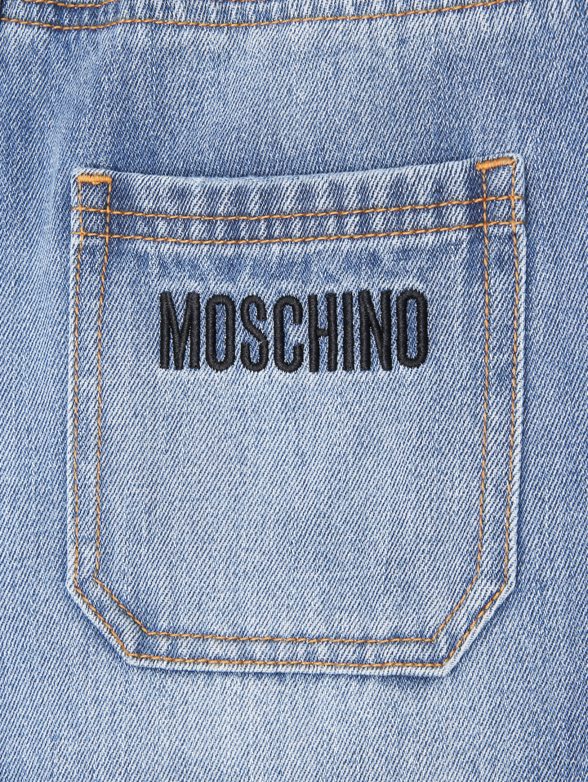 Шорты из денима с аппликацией Moschino  –  Деталь1  – Цвет:  Синий