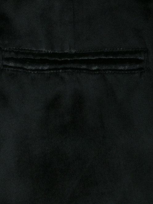 Широкие брюки из бархата с карманами - Деталь