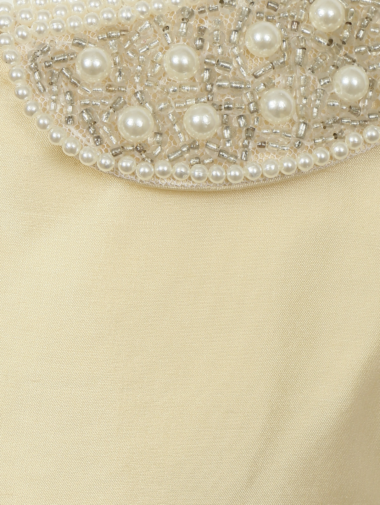 Платье из шелка с воротничком расшитым бусинами и бисером Nicki Macfarlane  –  Деталь  – Цвет:  Желтый