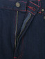 Джинсы из темного денима с контрастной отстрочкой Calvin Klein 205W39NYC  –  Деталь1