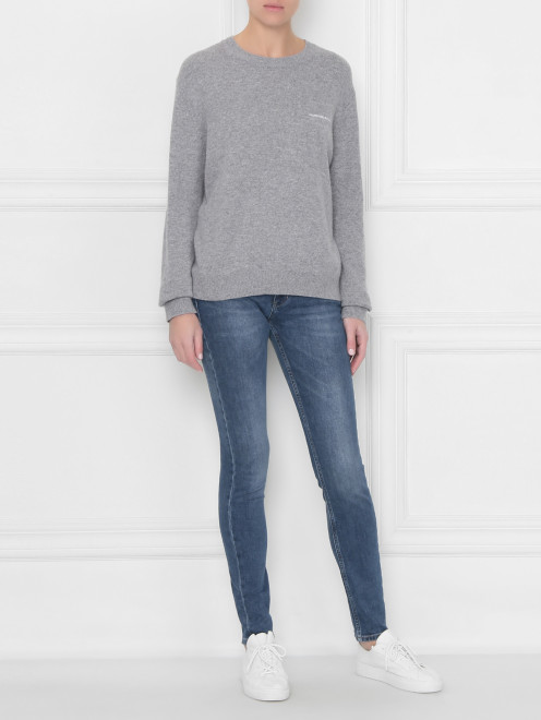 Джинсы из темного денима зауженного кроя Calvin Klein Jeans - МодельОбщийВид