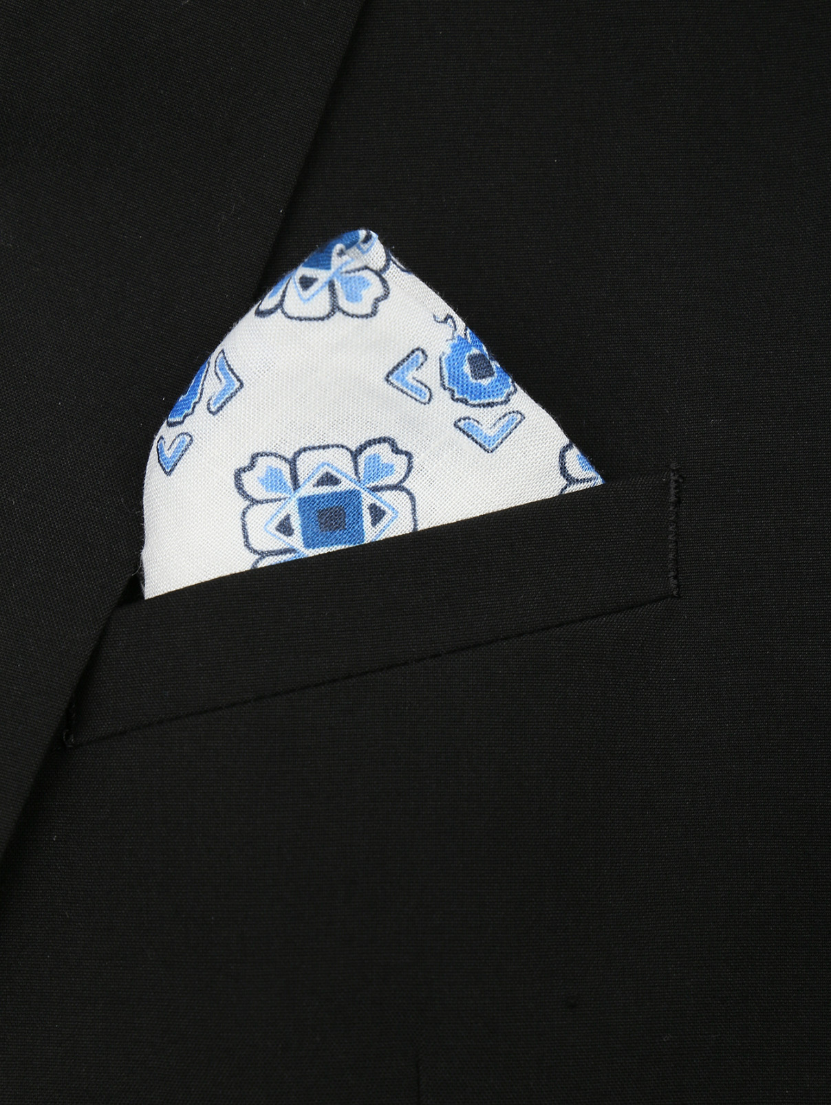 Карманный платок с узором L.B.M.  –  МодельОбщийВид  – Цвет:  Мультиколор