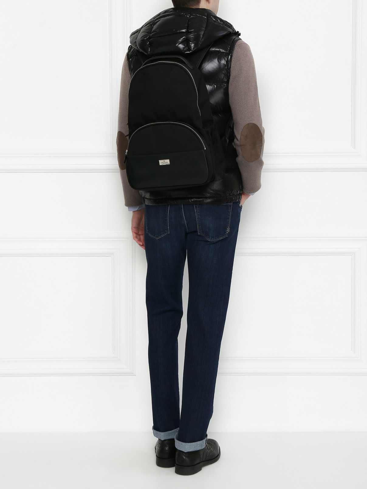 Рюкзак из фактурной ткани Corneliani  –  МодельОбщийВид  – Цвет:  Черный