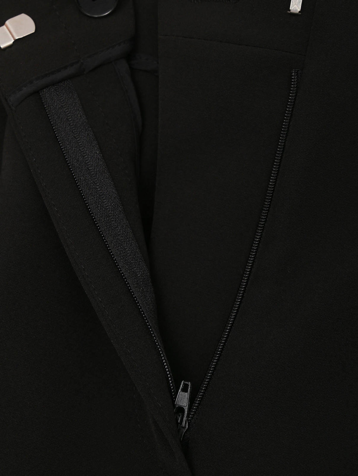 Однотонные брюки с высокой посадкой LARDINI  –  Деталь  – Цвет:  Черный